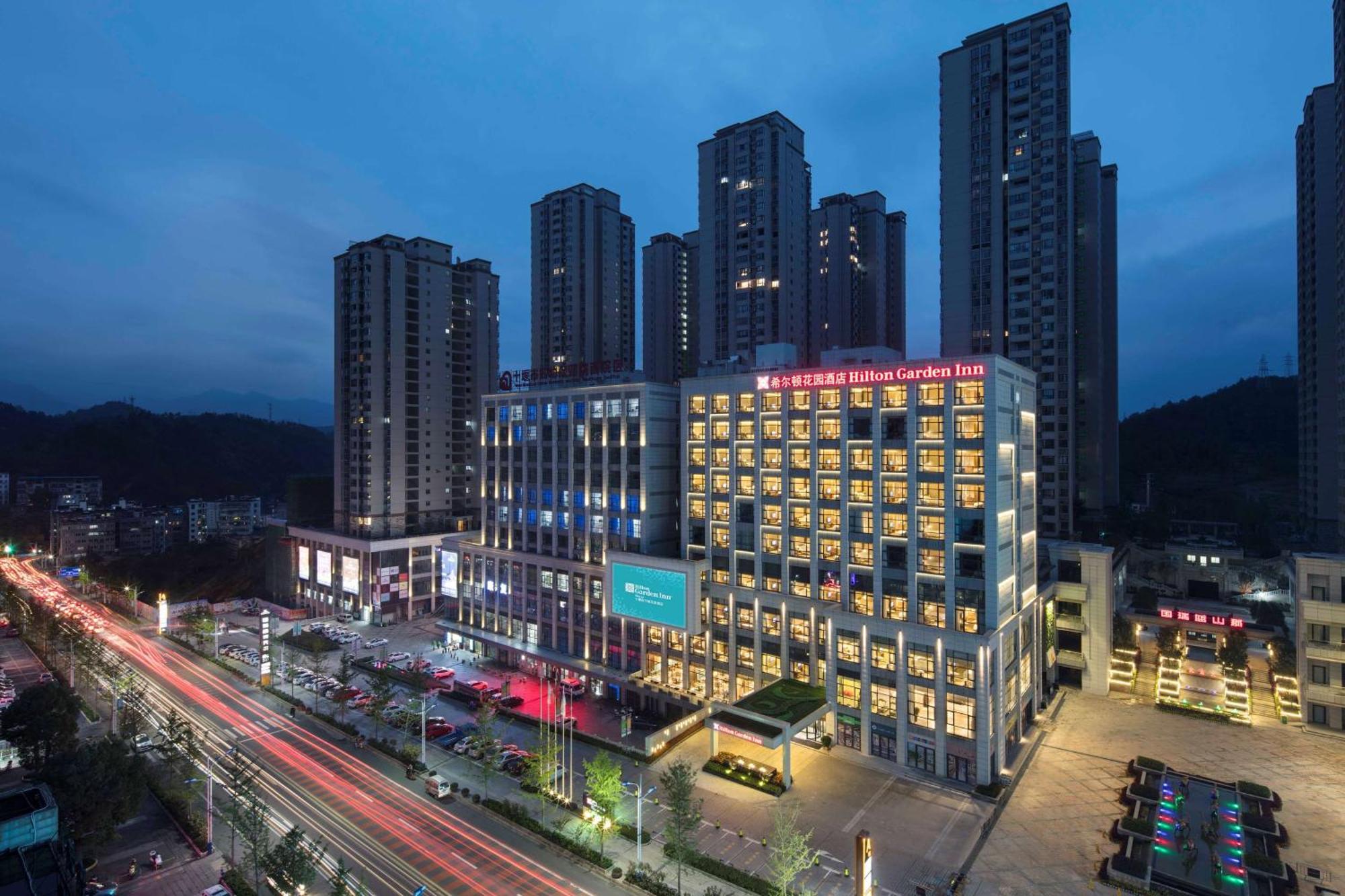 Hilton Garden Inn Shiyan Shiyan  Экстерьер фото
